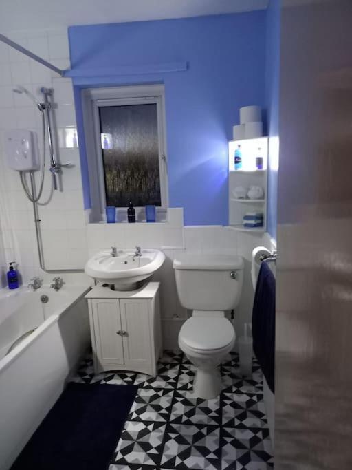 Twin Room In Prescot Homestay Exterior photo